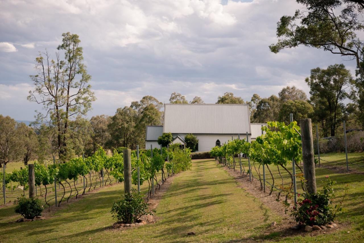 Cabins At Lovedale Wedding Chapel ภายนอก รูปภาพ